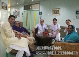 Nephritis: Swelling and Proteinuria Controlled Well by Chinese Medicine Treatment